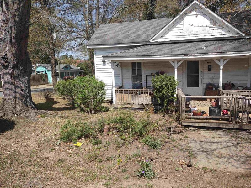 202 E Front St, Clayton, NC 27529