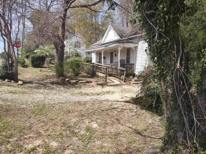202 E Front St, Clayton, NC 27529