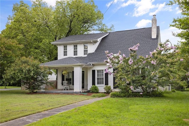 202 Highland Ave, Burlington, NC 27244