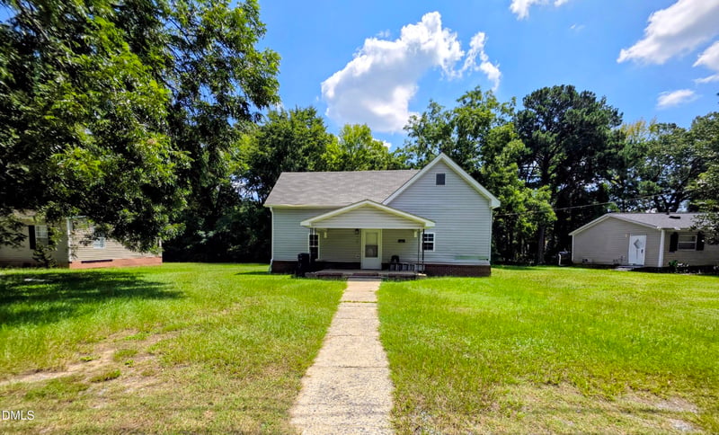 202 Hill St, Smithfield, NC 27577