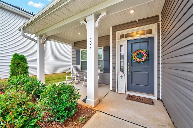 202 Hillmont Dr, Garner, NC 27529