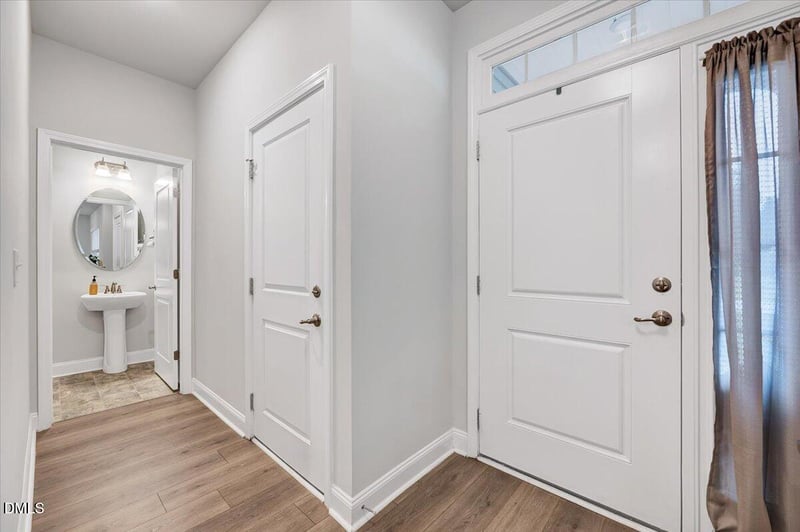 202 Hillmont Dr, Garner, NC 27529