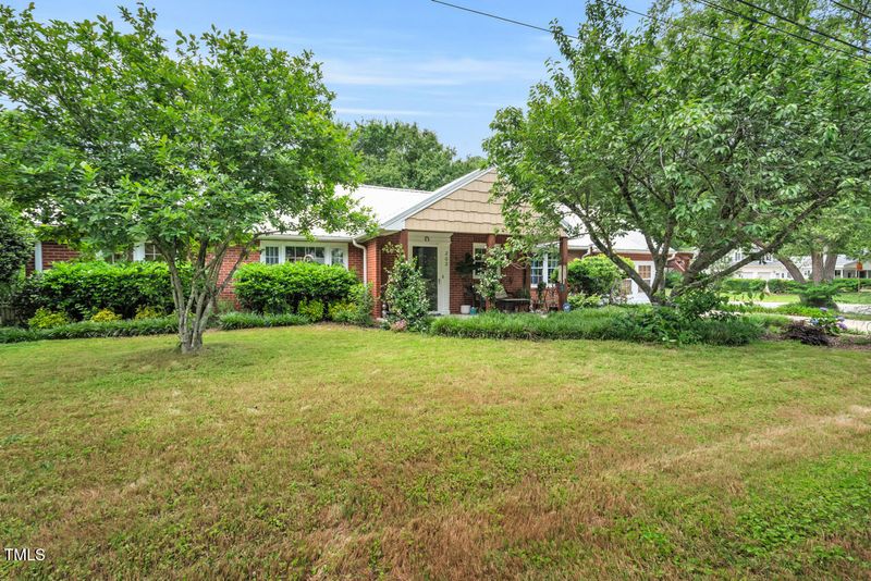 202 Hilltop Ave, Garner, NC 27529