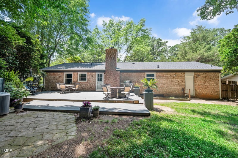 202 Howland Ave, Cary, NC 27513