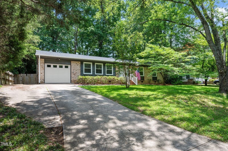 202 Howland Ave, Cary, NC 27513