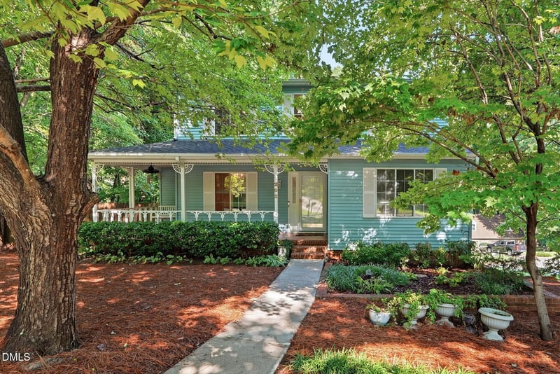 202 Indigo Dr, Cary, NC 27513