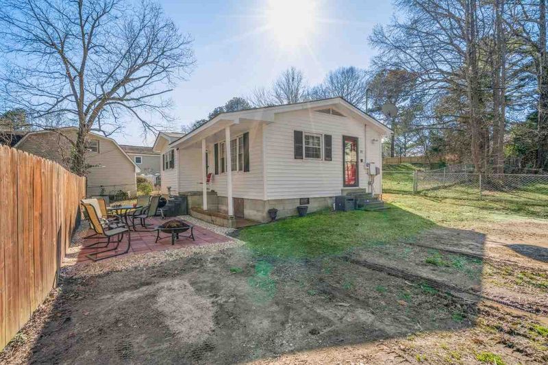 202 Jutson St, Knightdale, NC 27545