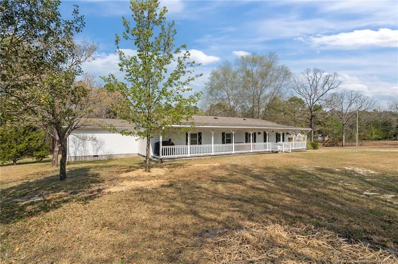 202 Katherine Dr, Sanford, NC 27332