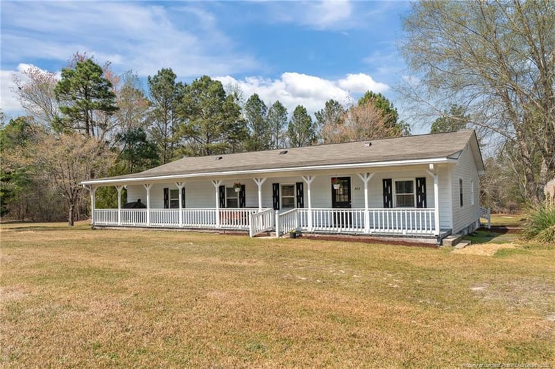 202 Katherine Dr, Sanford, NC 27332