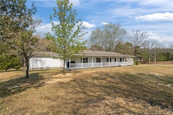 202 Katherine Dr, Sanford, NC 27332