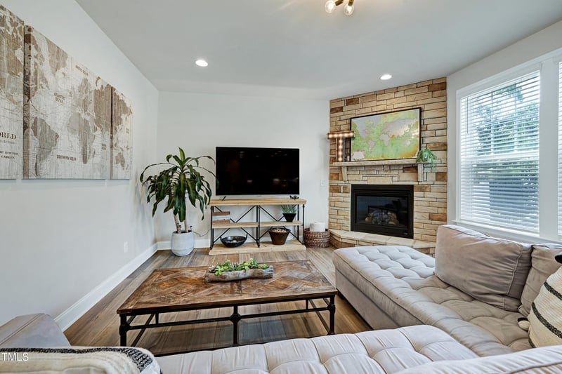202 Kentigern Dr, Raleigh, NC 27606