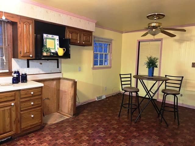 202 Lancaster Rd, Mebane, NC 27302
