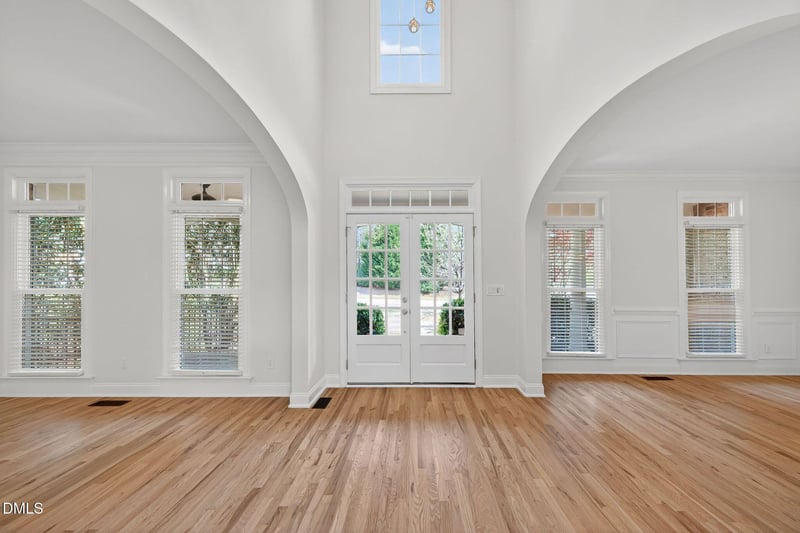 202 Lantern Ridge Ln, Cary, NC 27519