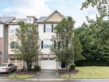 202 Linden Park Ln, Cary, NC 27519