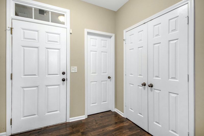 202 Lone Star Way, Cary, NC 27519