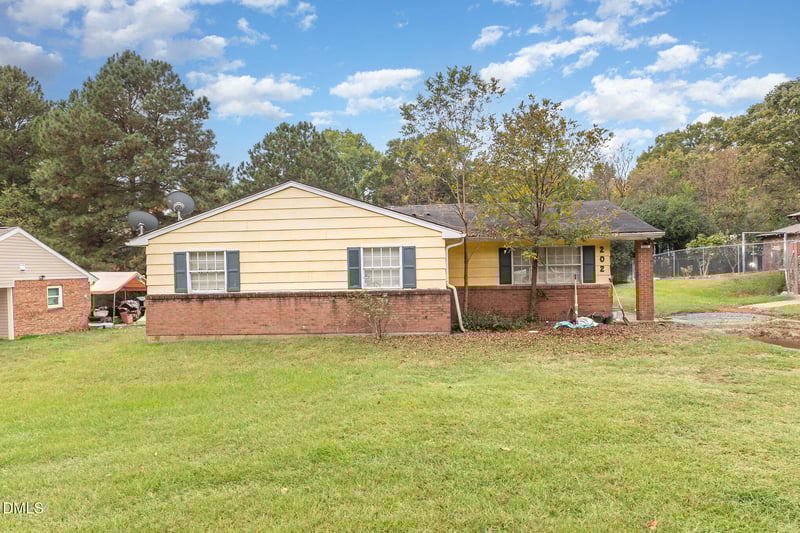 202 Lynn Rd, Durham, NC 27703