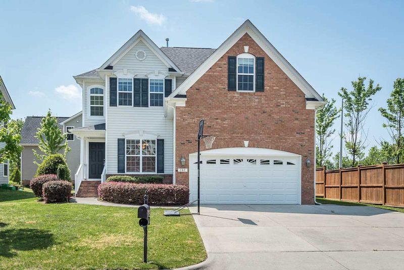 202 Mabley Pl, Cary, NC 27519