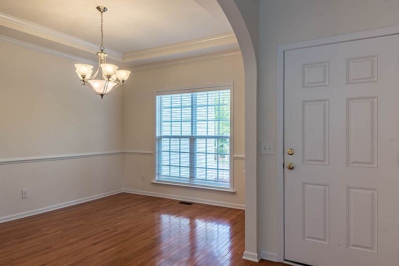 202 Mabley Pl, Cary, NC 27519
