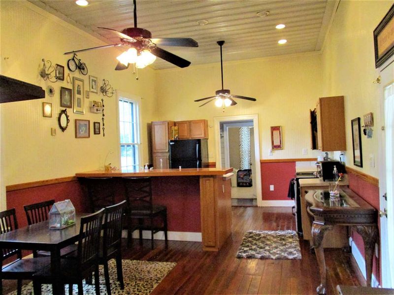 202 N Main St, Franklinton, NC 27525