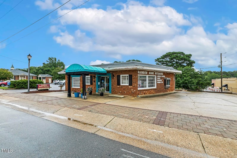 202 Main St, Fuquay Varina, NC 27526