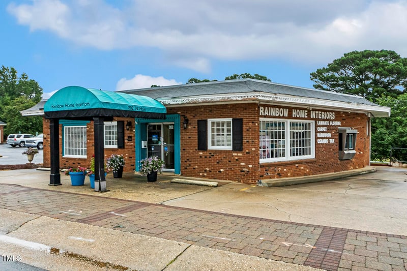 202 Main St, Fuquay Varina, NC 27526