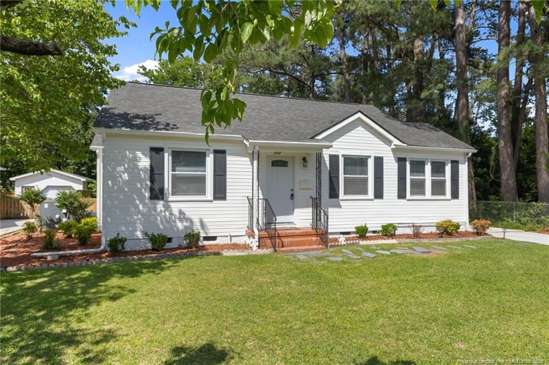 202 Marshall Rd, Fayetteville, NC 28303