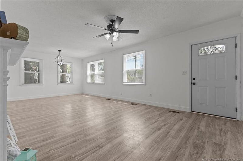 202 Marshall Rd, Fayetteville, NC 28303