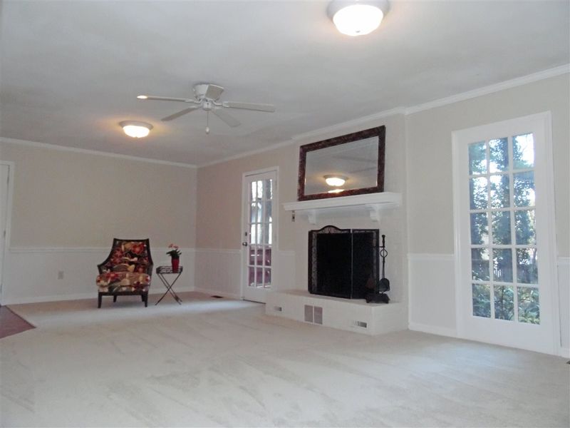 202 Melanie Ln, Cary, NC 27511