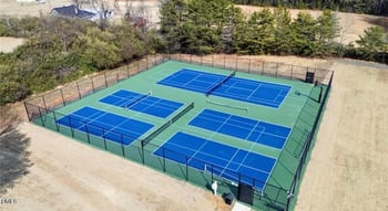 202 Oakmont Ct, Mebane, NC 27302