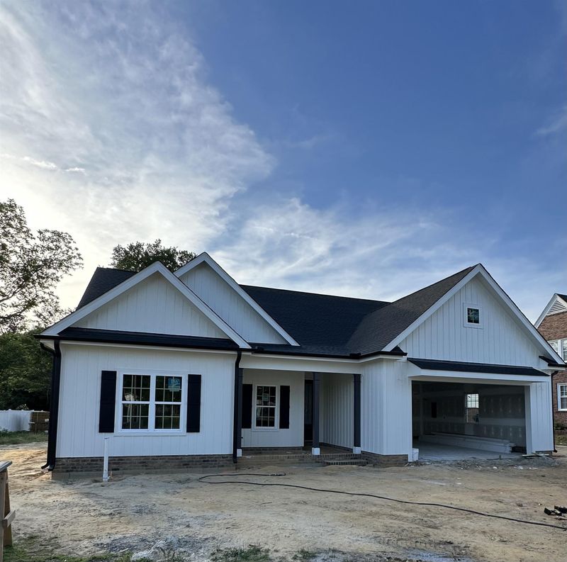 202 S Orange Ave, Dunn, NC 28334