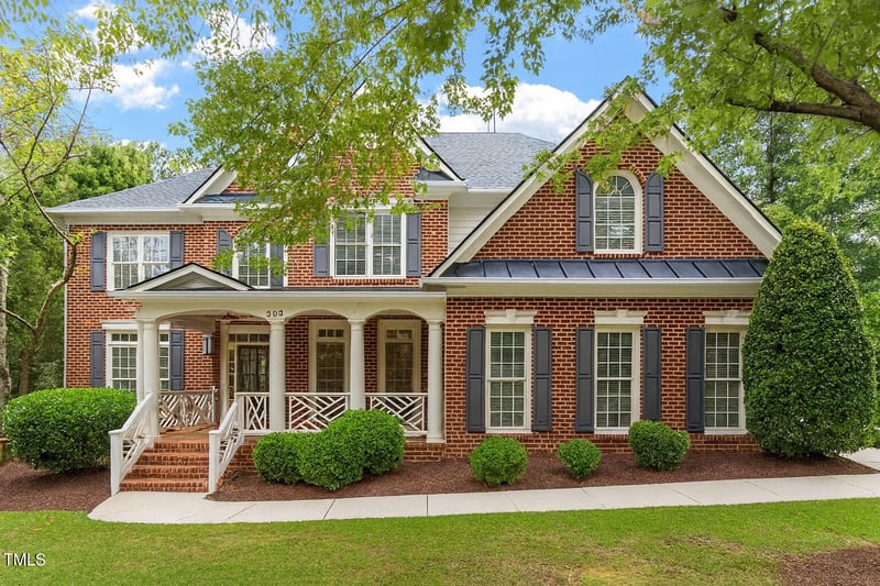 202 Oxford Creek Rd, Cary, NC 27519