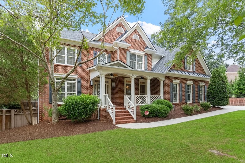 202 Oxford Creek Rd, Cary, NC 27519