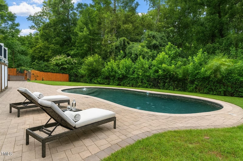 202 Oxford Creek Rd, Cary, NC 27519