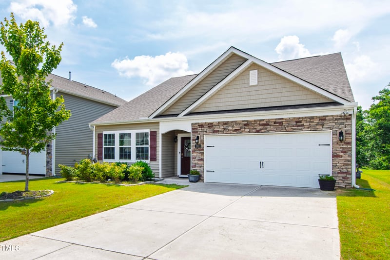 202 Painted Way, Clayton, NC 27527