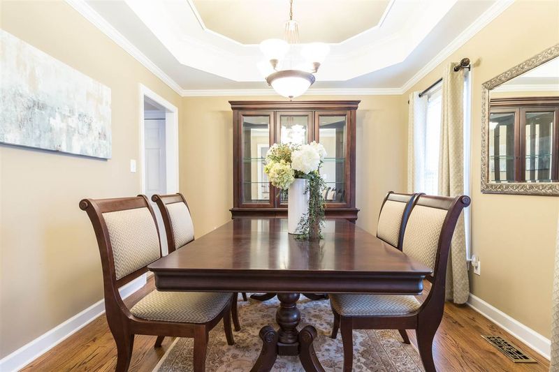 202 Palace Green, Cary, NC 27518