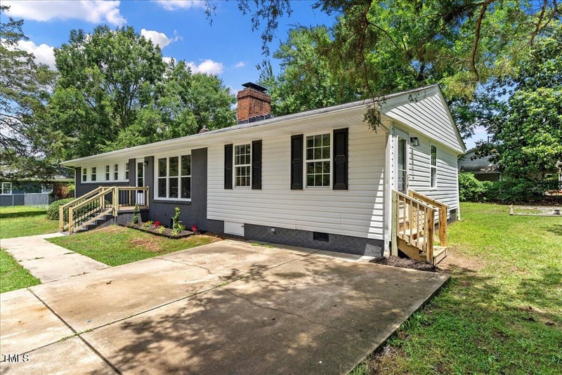 202 Purvis St, Garner, NC 27529