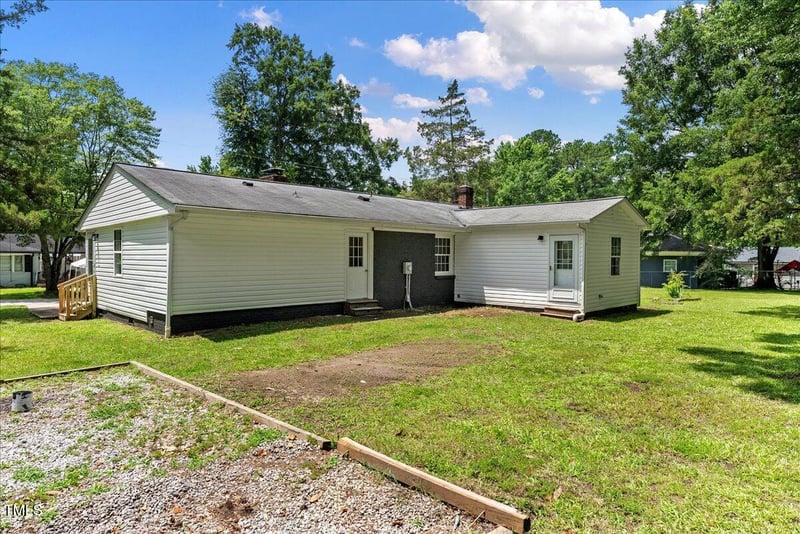 202 Purvis St, Garner, NC 27529
