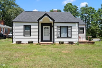 202 Ransom St, Fuquay Varina, NC 27526
