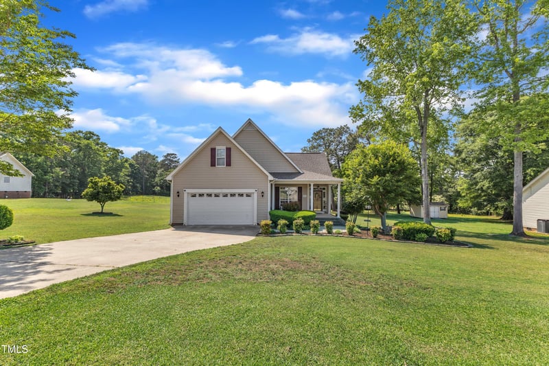 202 Reeder Branch Dr, Clayton, NC 27520