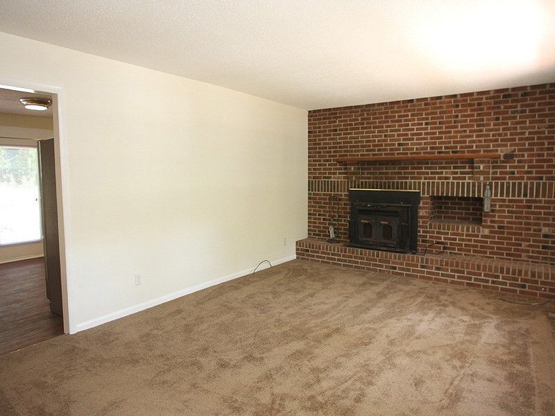 202 Rolling Ridge Cir, Garner, NC 27529