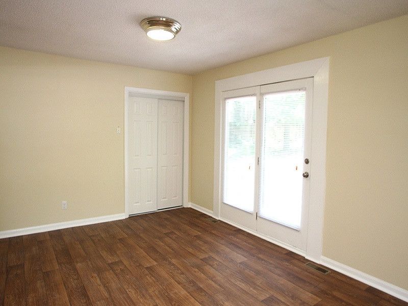 202 Rolling Ridge Cir, Garner, NC 27529