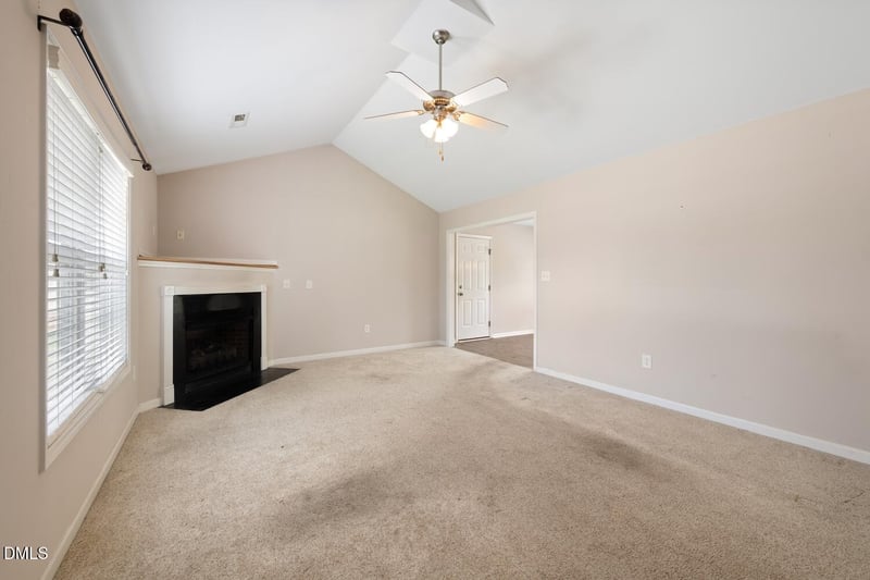 202 Sebastian Ct, Mebane, NC 27302