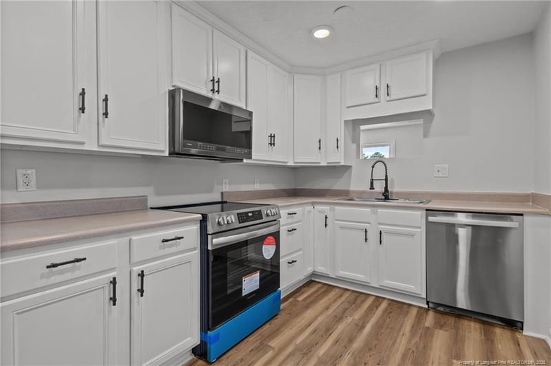 202 Spivey St, Fayetteville, NC 28303