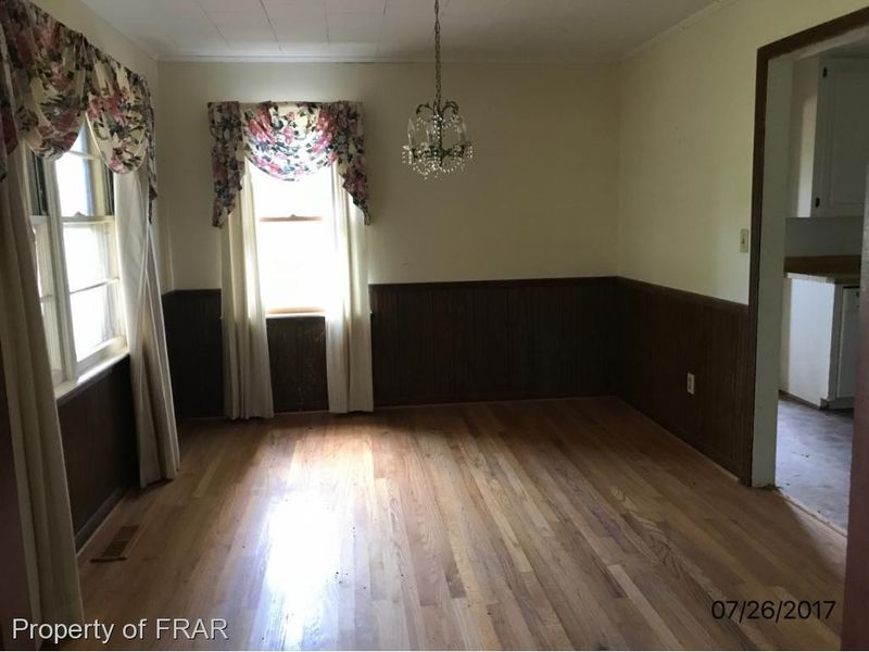 202 N Spring Branch Rd, Dunn, NC 28334