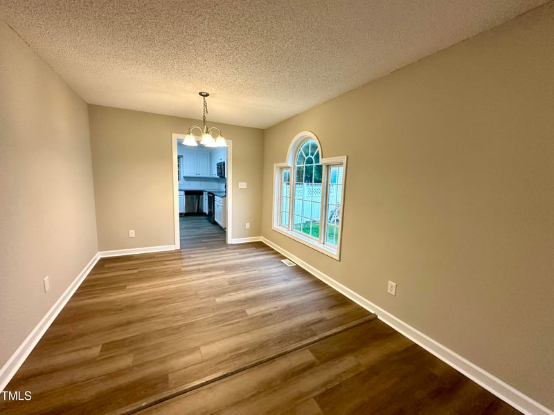 202 St James Ct, Clayton, NC 27520