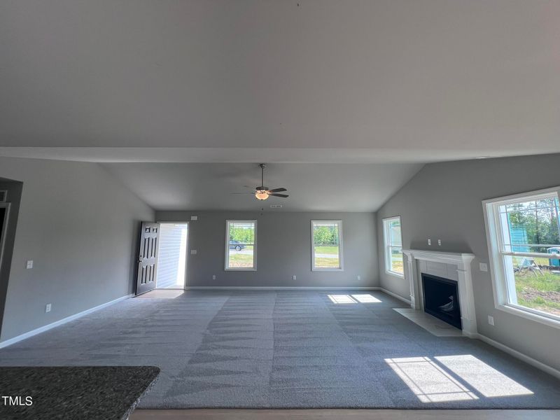 202 Starry Sky Dr, Benson, NC 27504