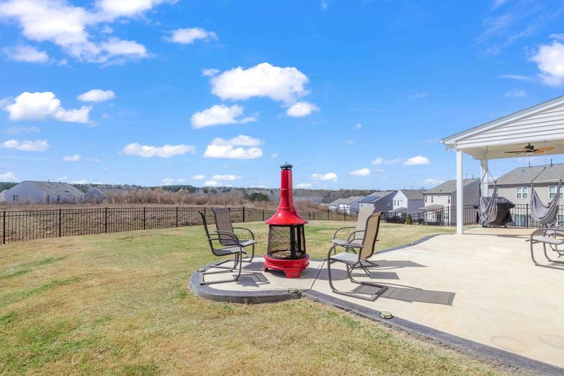 202 Stornoway Ln, Clayton, NC 27527