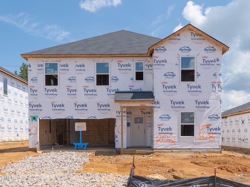 202 Thistle Patch Pl, Angier, NC 27501