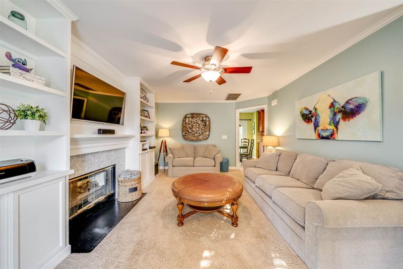 202 Tobacco Farm Dr, Apex, NC 27502