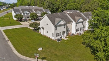 202 Wimbledon Ct, Clayton, NC 27520